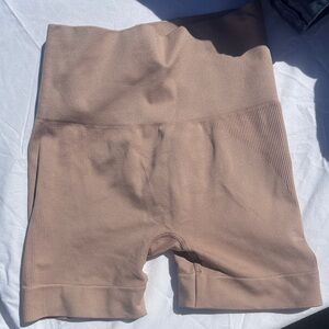SET ACTIVE High-Waist Seamless Women’s Shorts - Pinky Taupe